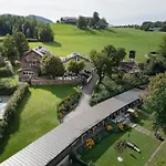 Seebrunn Am Wallersee ホテル