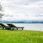 Отель Seebrunn Am Wallersee Хенндорф-ам-Валлерзее