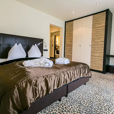 Szálloda Seebrunn Am Wallersee 3*