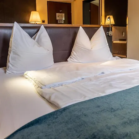 Hotel Seebrunn Am Wallersee - And - Self-check-in