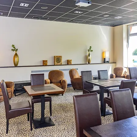 Hotel Seebrunn Am Wallersee - And - Self-check-in 3*
