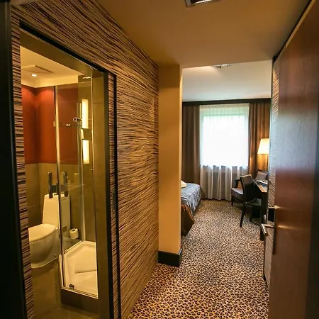 Seebrunn Am Wallersee Hotel