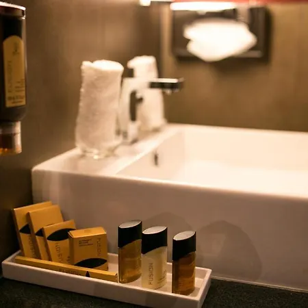Hotel Seebrunn Am Wallersee - And - Self-check-in 3*