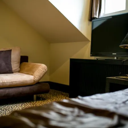 Seebrunn Am Wallersee - And - Self-check-in Hotel Henndorf am Wallersee